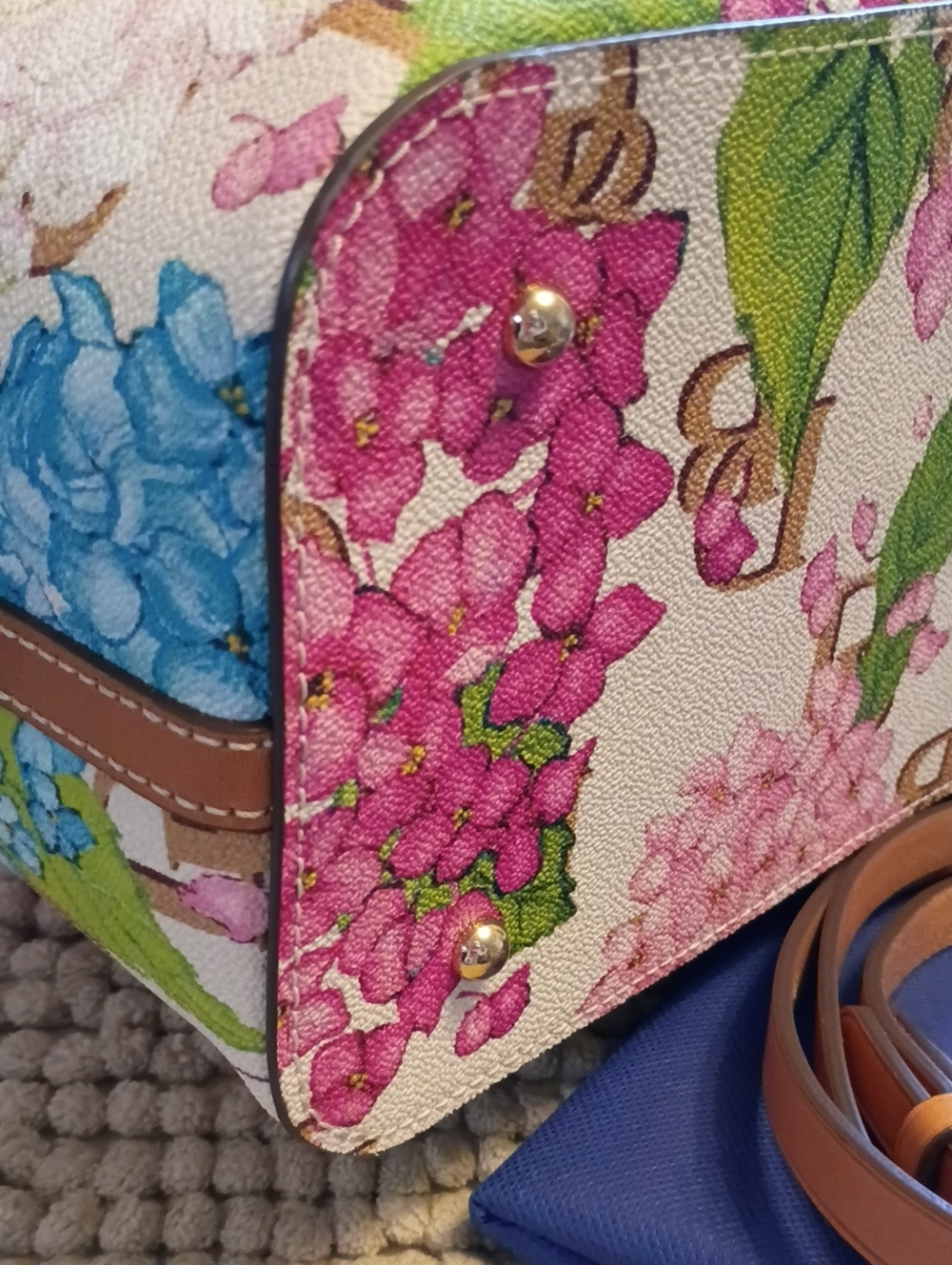 Dooney hydrangea monogram floral Brenna satchel - Picture 7 of 17